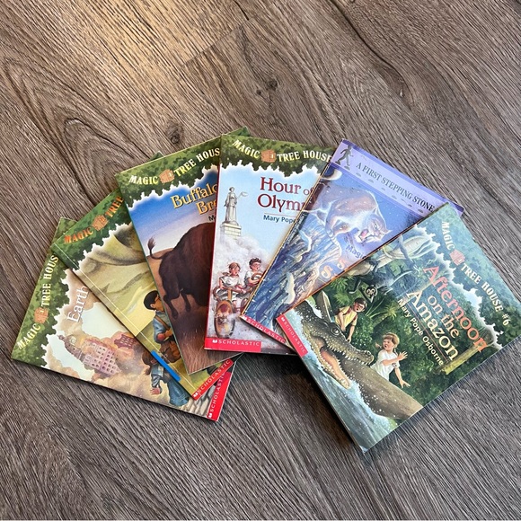 📚 Lot of 4 Magic Treehouse books!! - Picture 1 of 6